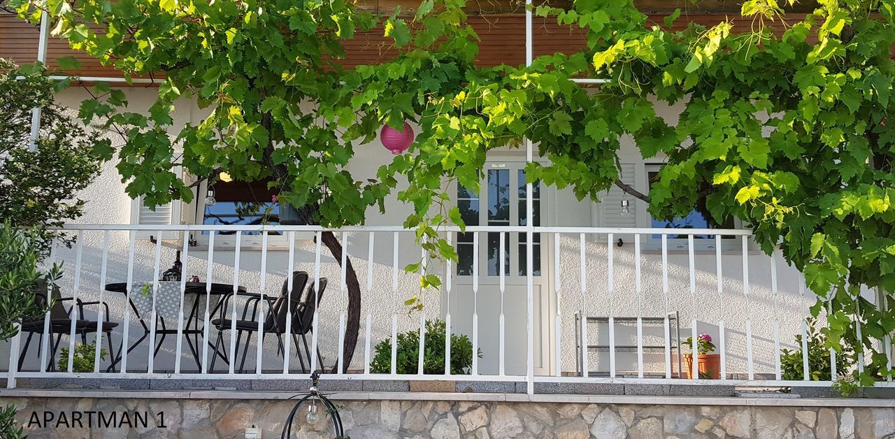 Apartments Olga & Jure Pisak Exterior foto